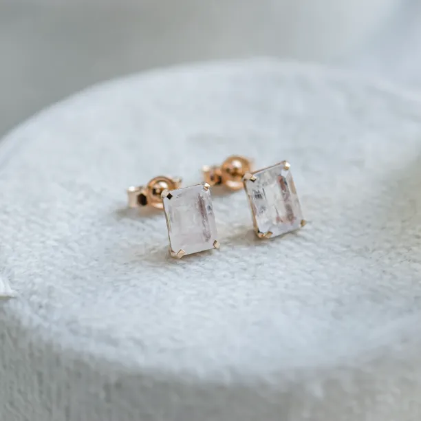 Gold earrings with baguette moonstone LEDA Image