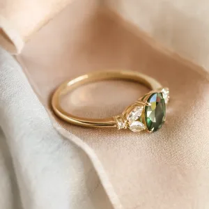 Vintage engagement ring with green sapphire and diamonds CADET Thumbnail