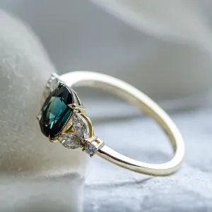 Vintage engagement ring with green sapphire and diamonds CADET Thumbnail