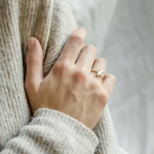 Gold ring with hexagon moissanite SALEM Thumbnail