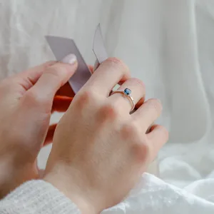 Gold ring with cushion blue sapphire NEEL Thumbnail