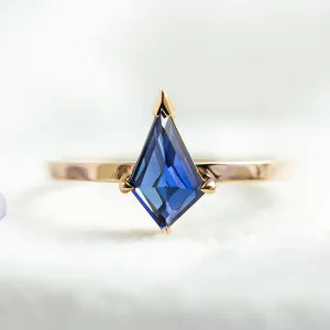 Gold ring with kite blue lab grown sapphire KODA