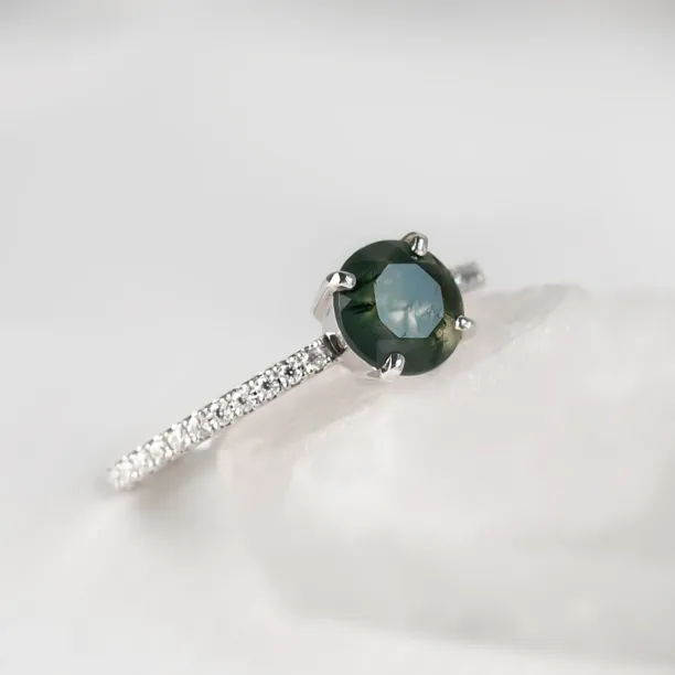 Gold engagement ring with moss agate and moissanites ARWEN Image