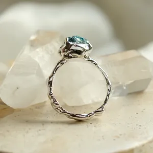 Unusual ring with blue raw diamond MARE Thumbnail