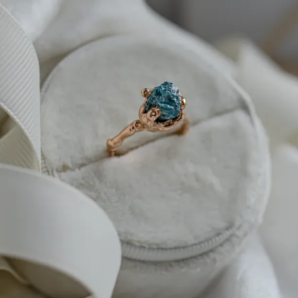 Unusual ring with blue raw diamond MARE Image