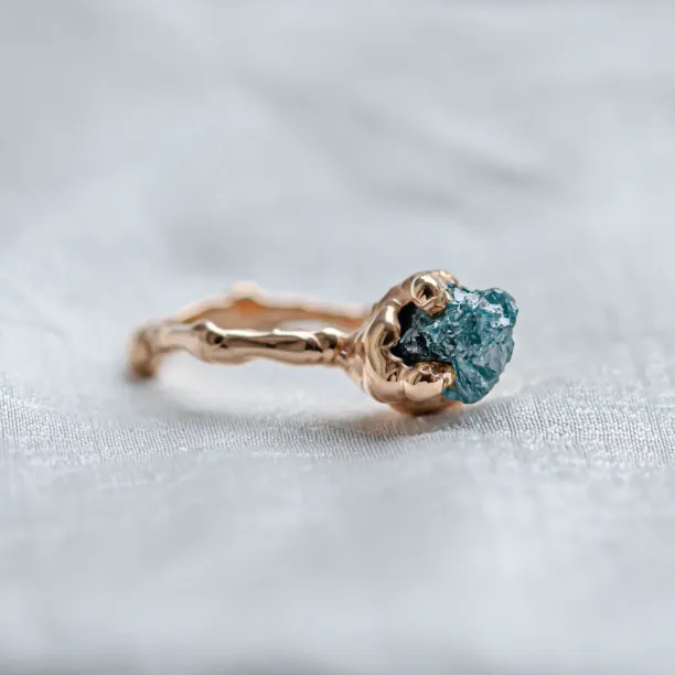 Unusual ring with blue raw diamond MARE Image
