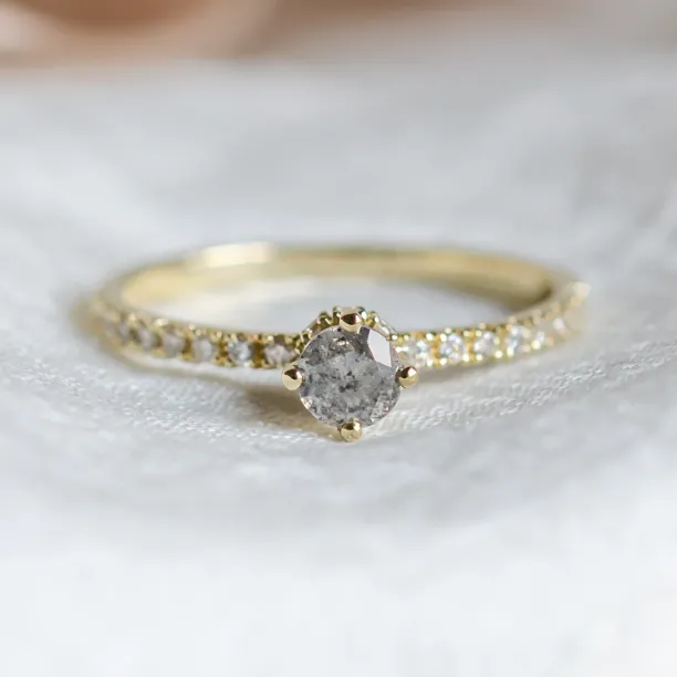 Engagement salt and pepper diamond ring with side diamonds SANREMO Image