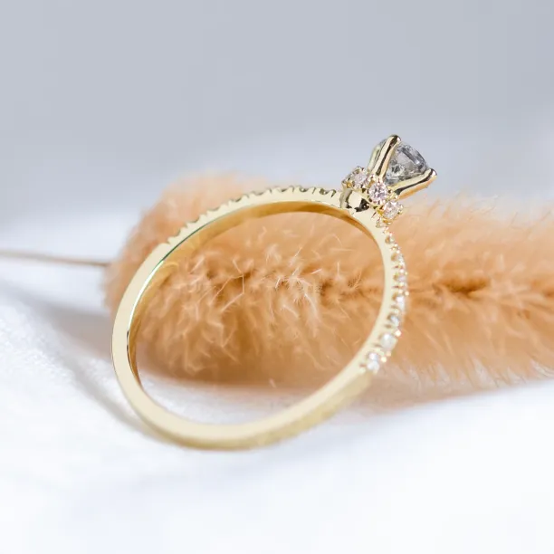 Engagement salt and pepper diamond ring with side diamonds SANREMO Image