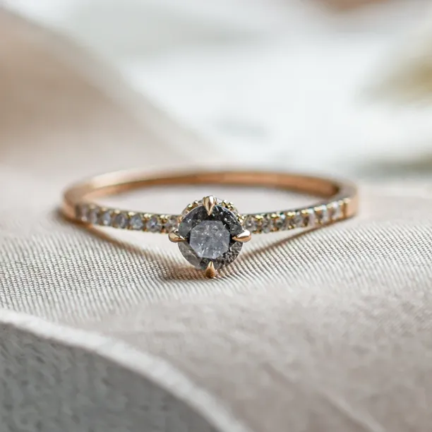 Engagement salt and pepper diamond ring with side diamonds SANREMO Image