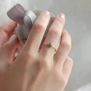 Minimalist engagement ring with pear salt and pepper diamond LAELIA Thumbnail