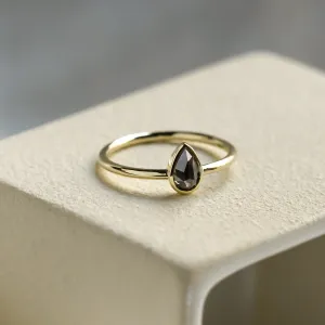 Minimalist engagement ring with pear salt and pepper diamond LAELIA Thumbnail