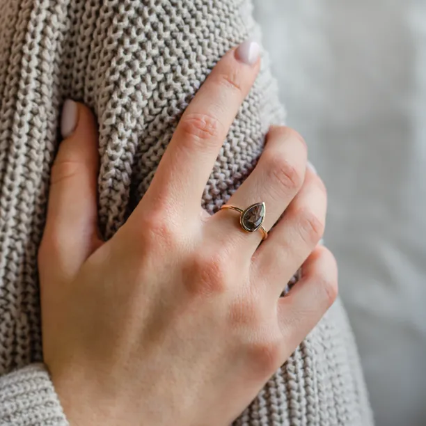 Ring with big salt and pepper diamond FLAVIA Image