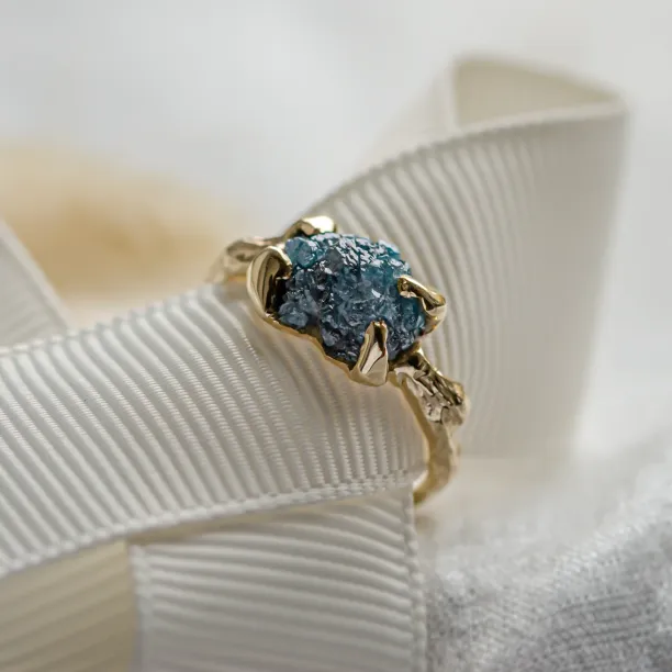 Gold ring with blue raw diamond CLOUD Image