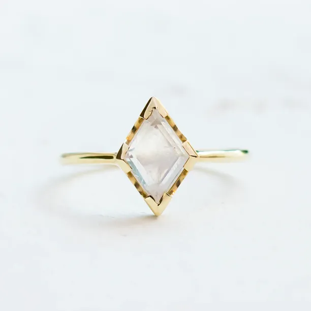 Engagement ring with kite moonstone SABINA Image