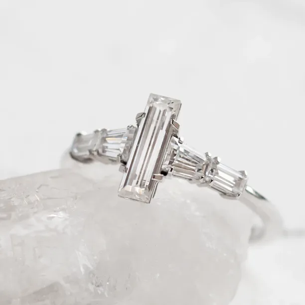 Elegant engagement ring with baguette moissanites EARL Image