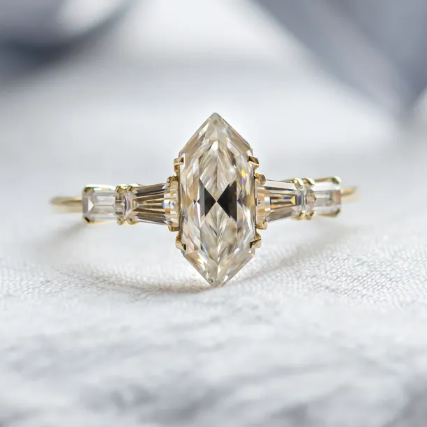 Elegant ring with hexagon moissanite DUKE Image