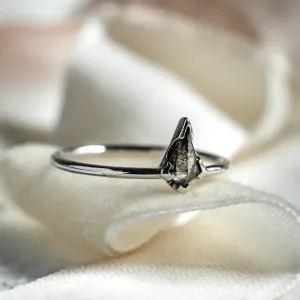 Engagement ring with kite salt'n'pepper diamond BLITZ Thumbnail