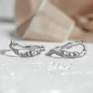 Curved gold wedding rings ZINC Thumbnail