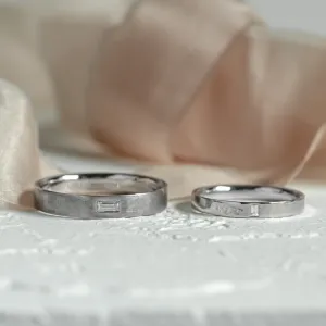 Elegant wedding rings with baguette diamonds BUGGY Thumbnail