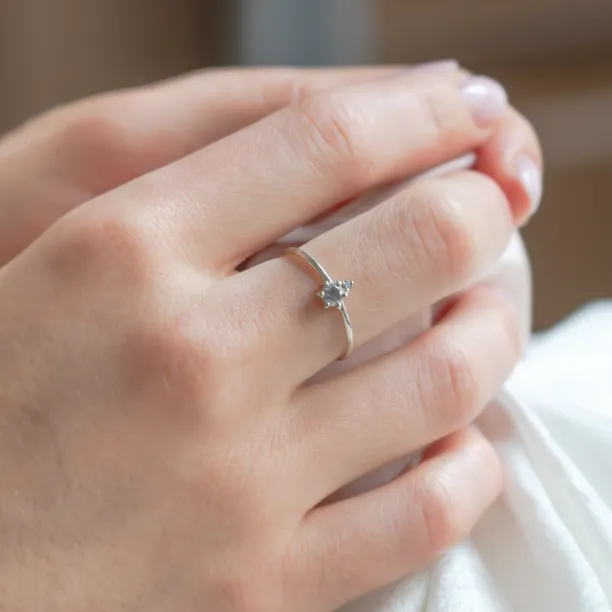 Decent cluster ring with salt and pepper diamonds ORESTE Image