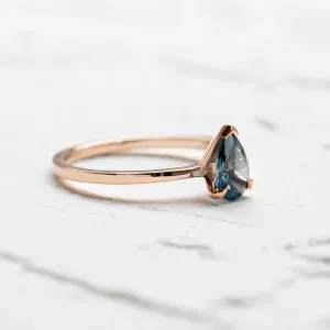 Gold ring with london blue topaz DROP Thumbnail