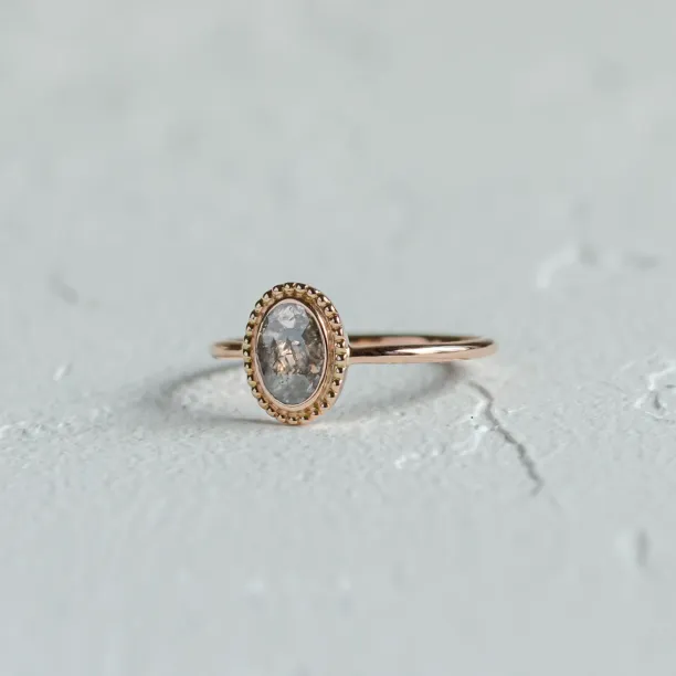 Gold vintage ring with salt and pepper diamond PHILIPPE Image
