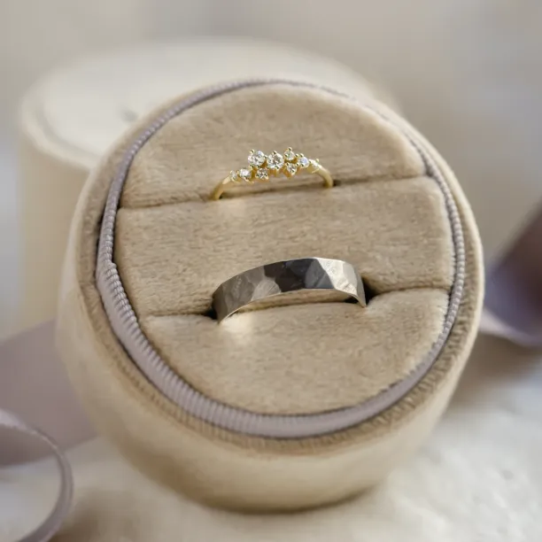 Unique black rhodium and diamond wedding rings ROMA Image