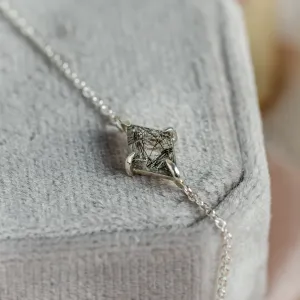 Gold bracelet with kite rutilated quartz POLLIS Thumbnail