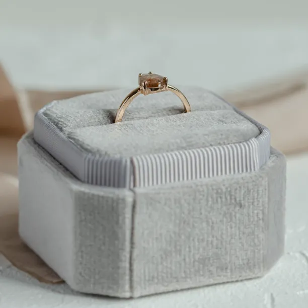 Gold ring with pear salt and pepper diamond BERTO Image