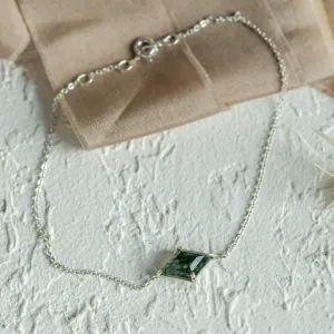 Gold bracelet with kite moss agate AVARI Thumbnail