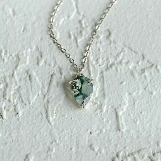 Gold necklace with pear moss agate NOLDOR Image