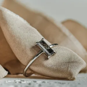 Art deco styled ring with salt'n'pepper diamond ERMANNO Thumbnail