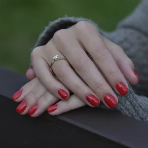 Elegant engagement ring with lab-grown diamond JURO Thumbnail