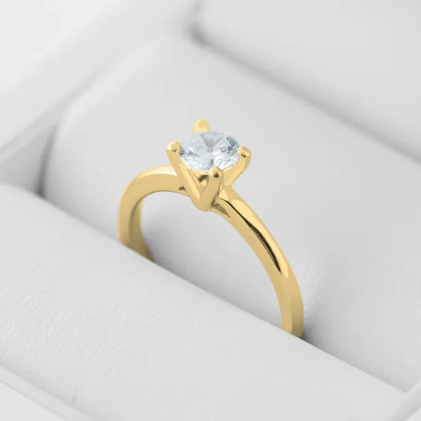 Classic engagement ring with lab-grown diamond SEMLA Image