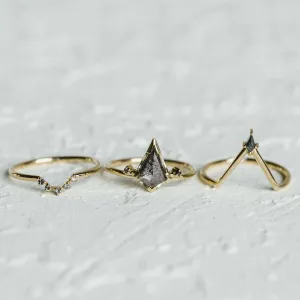 Engagement ring set with salt'n'pepper diamonds MEGHAN Thumbnail