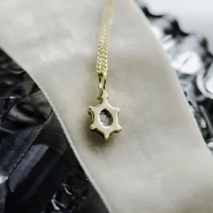 Gold necklace with hexagon salt'n'pepper diamond VANESSA Thumbnail