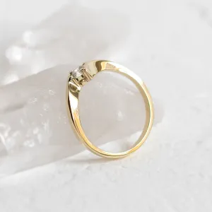 Gold engagement ring with lab-grown diamond GRESIA Thumbnail