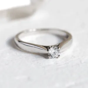 Engagement ring with 0.25ct lab-grown diamond LOVIA Thumbnail