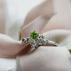 Cluster ring with peridot and diamonds GOOSEBERRY Thumbnail