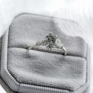 Cluster ring with rutilated quartz and diamonds SATURN Thumbnail