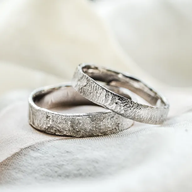 Unusual wedding bands with moon surface LUNE Image