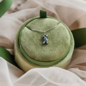 Gold necklace with raw blue diamond LORELEI Thumbnail