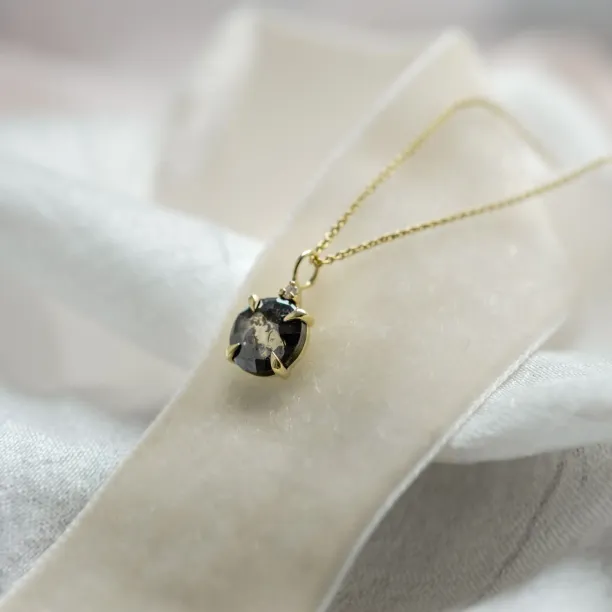 Gold necklace with round diamond salt and pepper EUGENIE Image