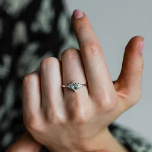 Moss agate in gold ring with diamonds ALBEROBELLO