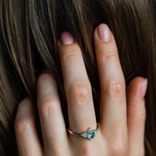 Moss agate in gold ring with diamonds ALBEROBELLO Image