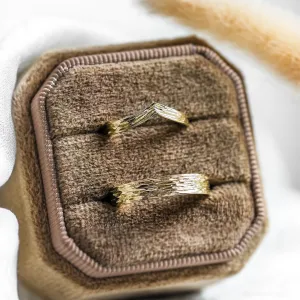 Gold wedding rings with natural surface SIENA Thumbnail