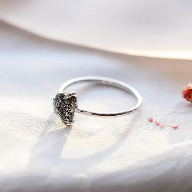 Minimalist rutilated quartz ring TRIGLAV Image