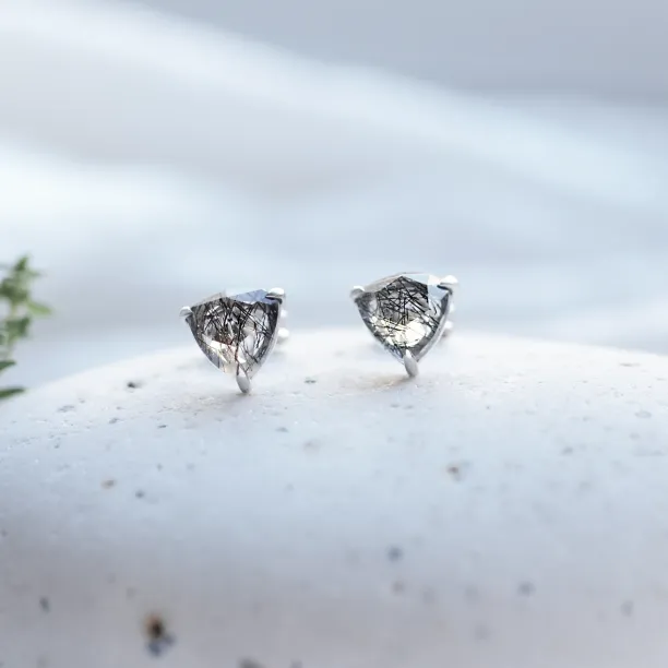 Gold rutilated quartz earrings TRIADA Image