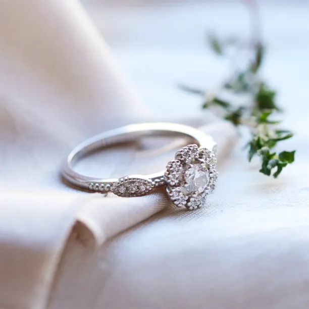 Gold vintage diamond ring CALYPSO Image