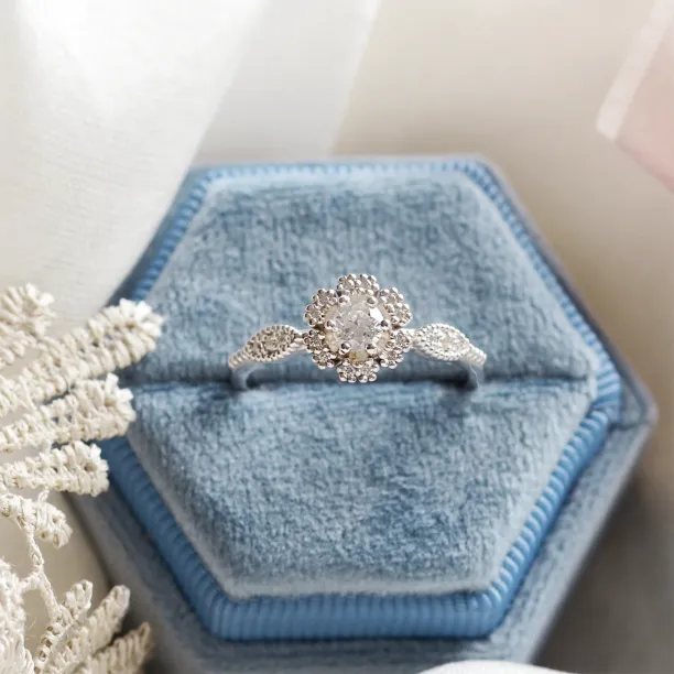 Gold vintage diamond ring CALYPSO Image